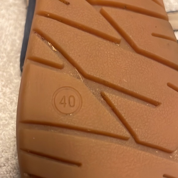 Suede sandals - Picture 6 of 6